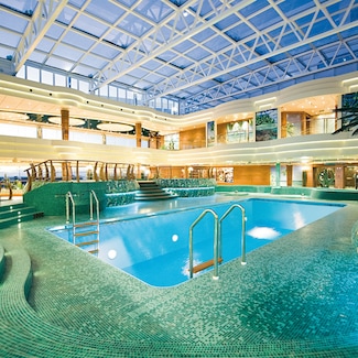 I Tropici Covered pool