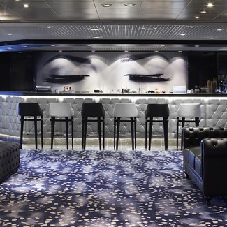 8 bars to enjoy your favourite drinks!