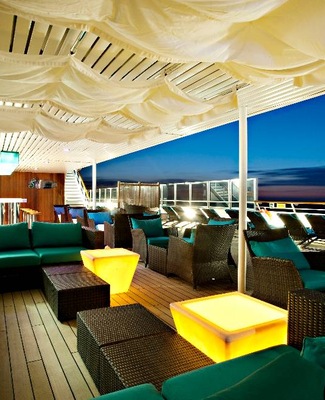 Image Carnival Glory 15