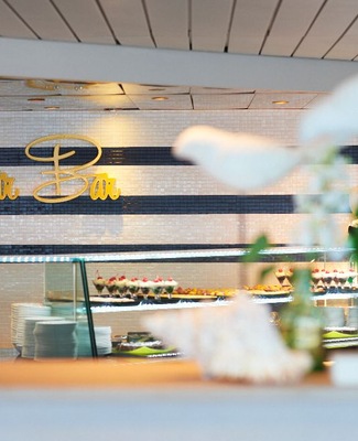 Club Bistro