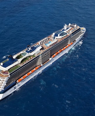 Image Celebrity Reflection 7