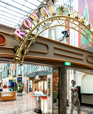 Image Adventure of the Seas 2