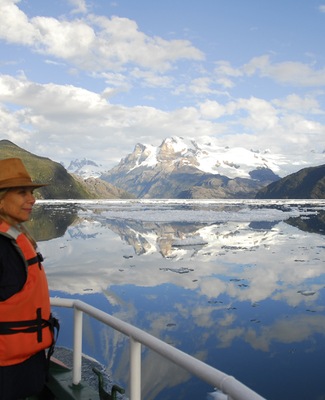 Kawesar_Fjord_Calvo