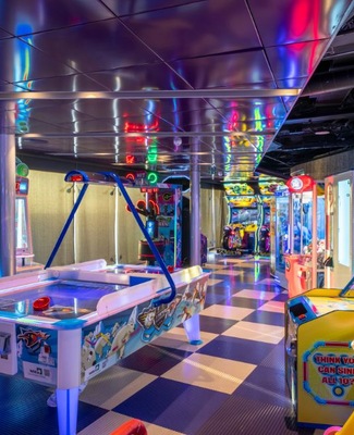 MSC World Europa Bars