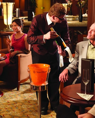 QE Veuve Clicquot Bar