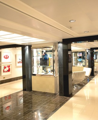 Azura Gallery