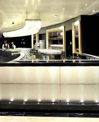 Britannia_BlueBar
