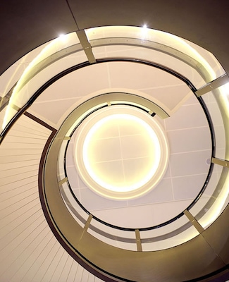 Britannia_Atrium_Stairwell