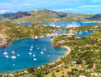 Cruises in the Antilles with WindStar Cruises