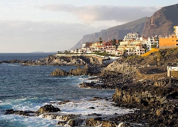 Los Gigantes