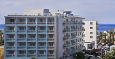 Aquamare City & Beach Hotel