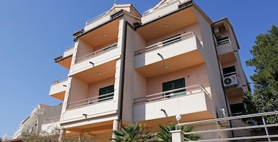 Apartments Vala