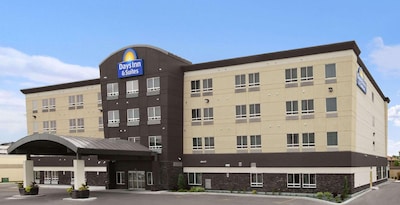 Days Inn & Suites By Wyndham Winnipeg Airport Manitoba