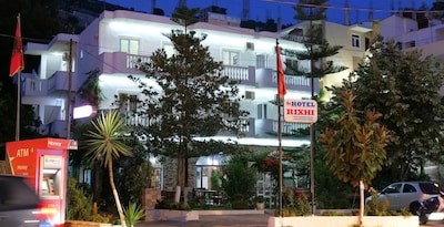 Hotel Rixhi