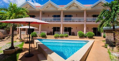 Conrada's Place Hotel And Resort