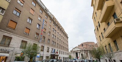 Radisson Blu Ghr Hotel,  Rome