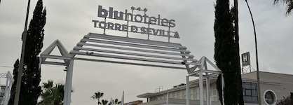 Hospedium Hotel Sky Blu Torre De Sevilla