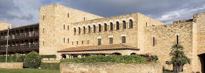 Parador De Tortosa