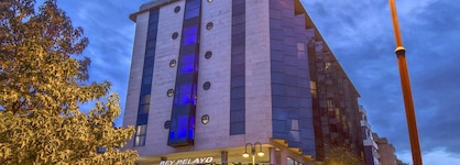 Zentral Gijon Rey Pelayo
