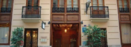 Ad Hoc Monumental Hotel