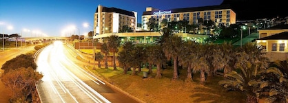 Garden Court Nelson Mandela Boulevard
