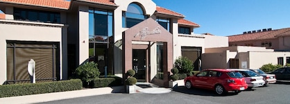 Millennium Resort Manuels