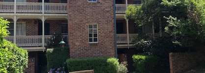 Adina Serviced Apartments Canberra Kingston