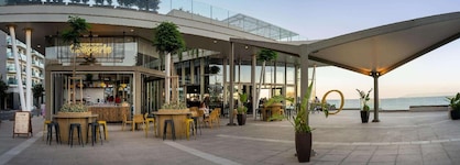 Ax Odycy Hotel