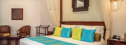 Royal Palms Beach Hotel