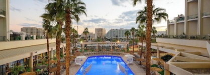 U Magic Palace Hotel