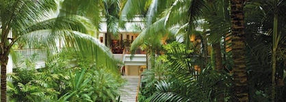 Shangri-La's Mactan Resort & Spa