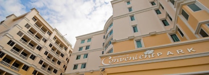 Convenient Park Bangkok Hotel
