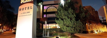 Oasis Plaza