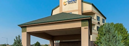 Comfort Inn & Suites Market Airport