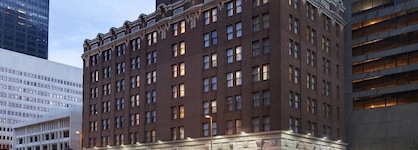 The Whitney Hotel