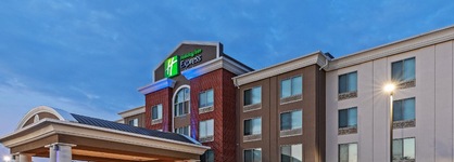 Holiday Inn Express & Suites West By Ihg