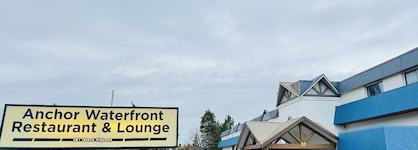 Anchor Inn And Suites