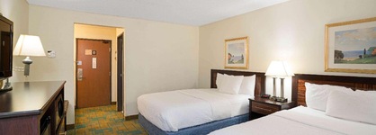 La Quinta Inn & Suites By Wyndham Jackson