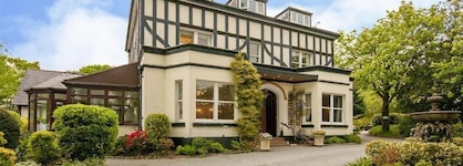 Brook Meadow Hotel