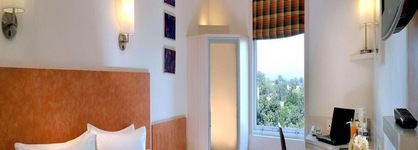 Grand Hometel Malad