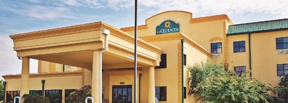 La Quinta Inn & Suites By Wyndham Knoxville East