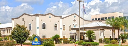 Days Inn & Suites By Wyndham Nasa Space Center Houston