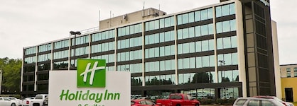 Holiday Inn Hotel & Suites Charleston West By Ihg