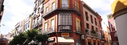 Living Sevilla Apartments Catedral