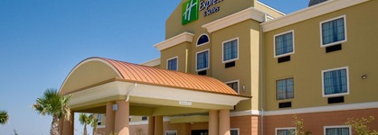 Holiday Inn Express & Suites Kingsville By Ihg