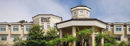 West Inn & Suites