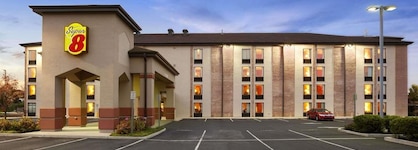 Super 8 By Wyndham Mount Laurel