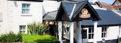 Dukes Head Hotel