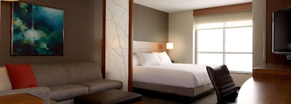 Hyatt Place Charlotte Downtown