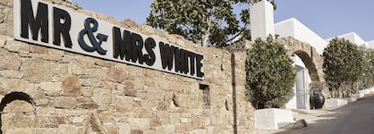 Mr & Mrs White Mykonos
